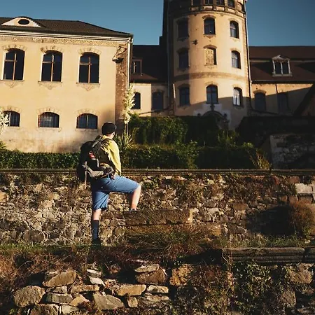 شقة Zur Alten Post, 48qm Individualapartment Mit Blick Ueber Zittaus Altstadt, Im Altstadtkern Umrandet Vom Zittauer Gebirge تسيتاو