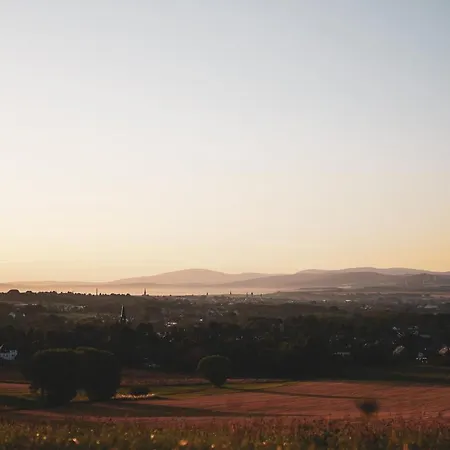 Zur Alten Post, 48qm Individualapartment Mit Blick Ueber Zittaus Altstadt, Im Altstadtkern Umrandet Vom Zittauer Gebirge Zittau